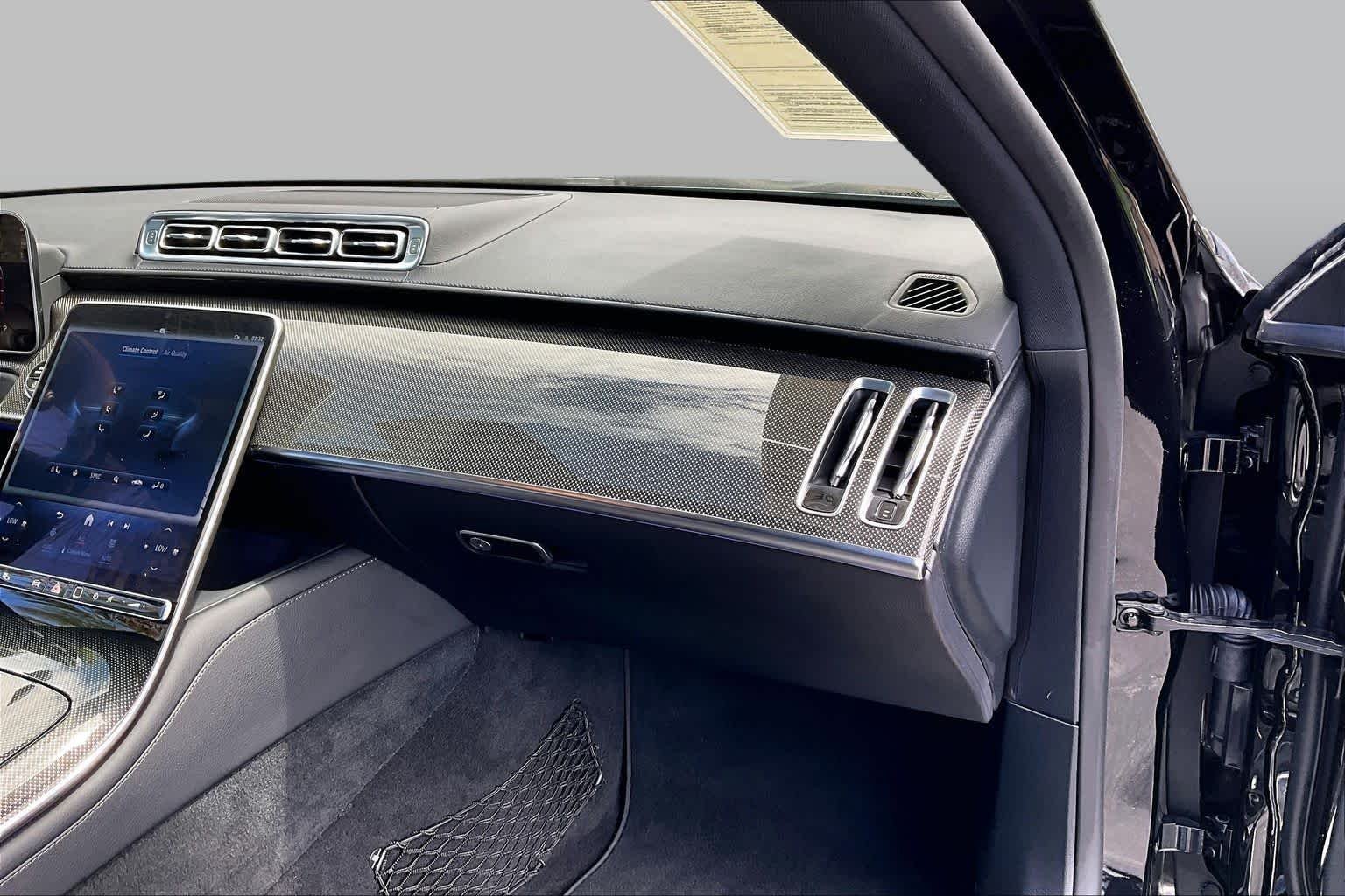 Used 2025 Obsidian Black Metallic Mercedes-Benz S 500 image 19