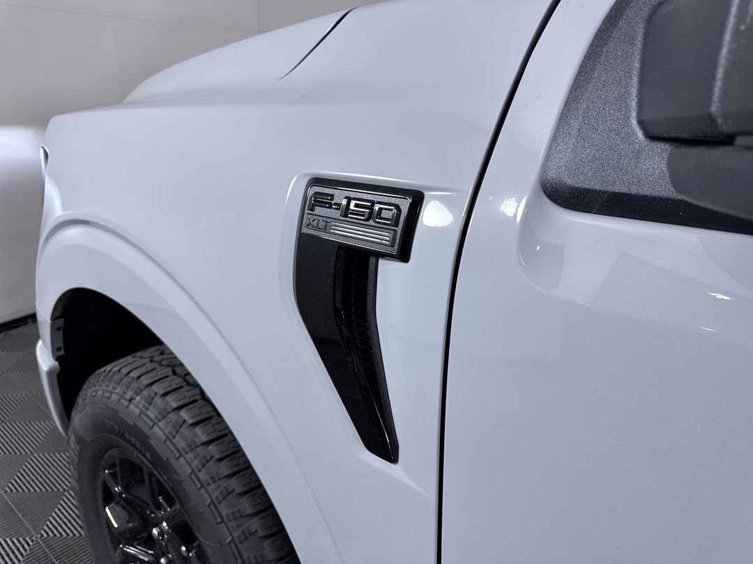 New 2026 Avalanche Ford XLT image 27