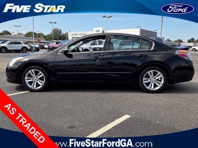 Used 2012 Black Nissan 3.5 SR image 4