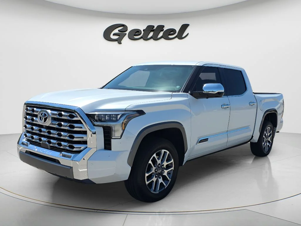 turu様 Certified Pre-Owned 2025 Toyota Tundra 1794 4D CrewMax in