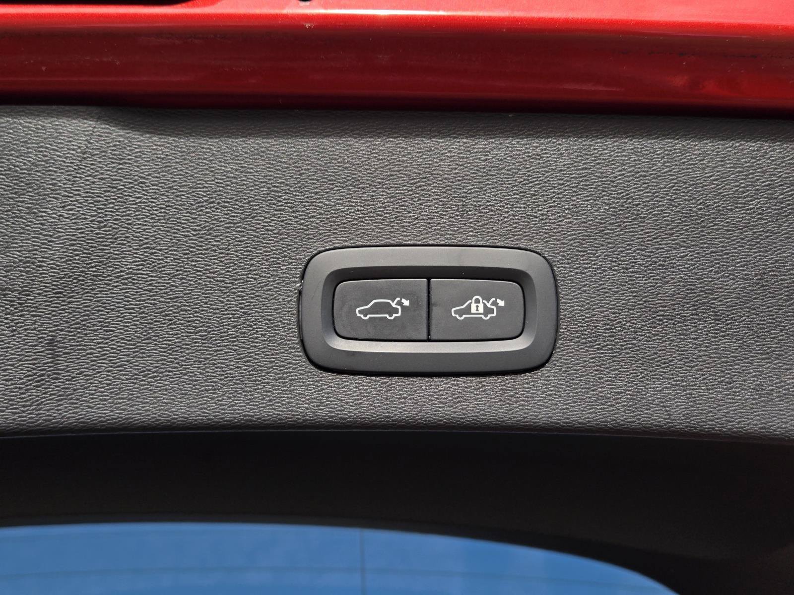 Used 2023 Fusion Red Metallic Volvo Ultimate image 14