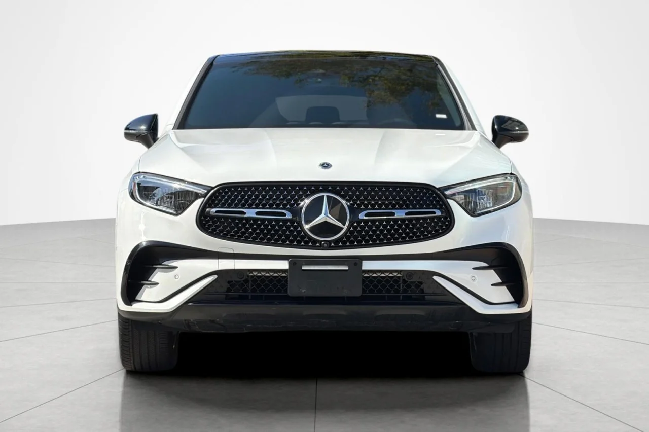 Certified Used 2024 Polar White Mercedes-Benz GLC 300 image 8
