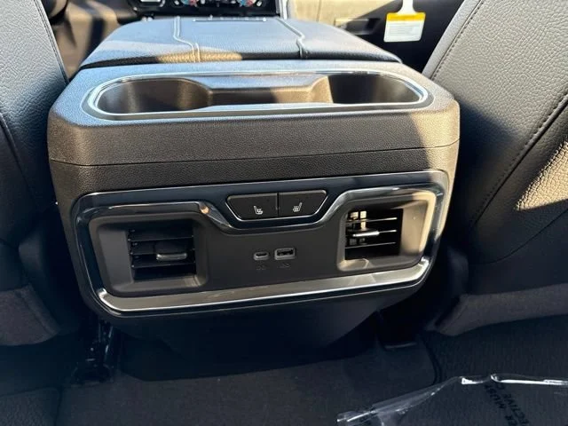 2026 GMC Sierra 2500HD Denali - Photo 10