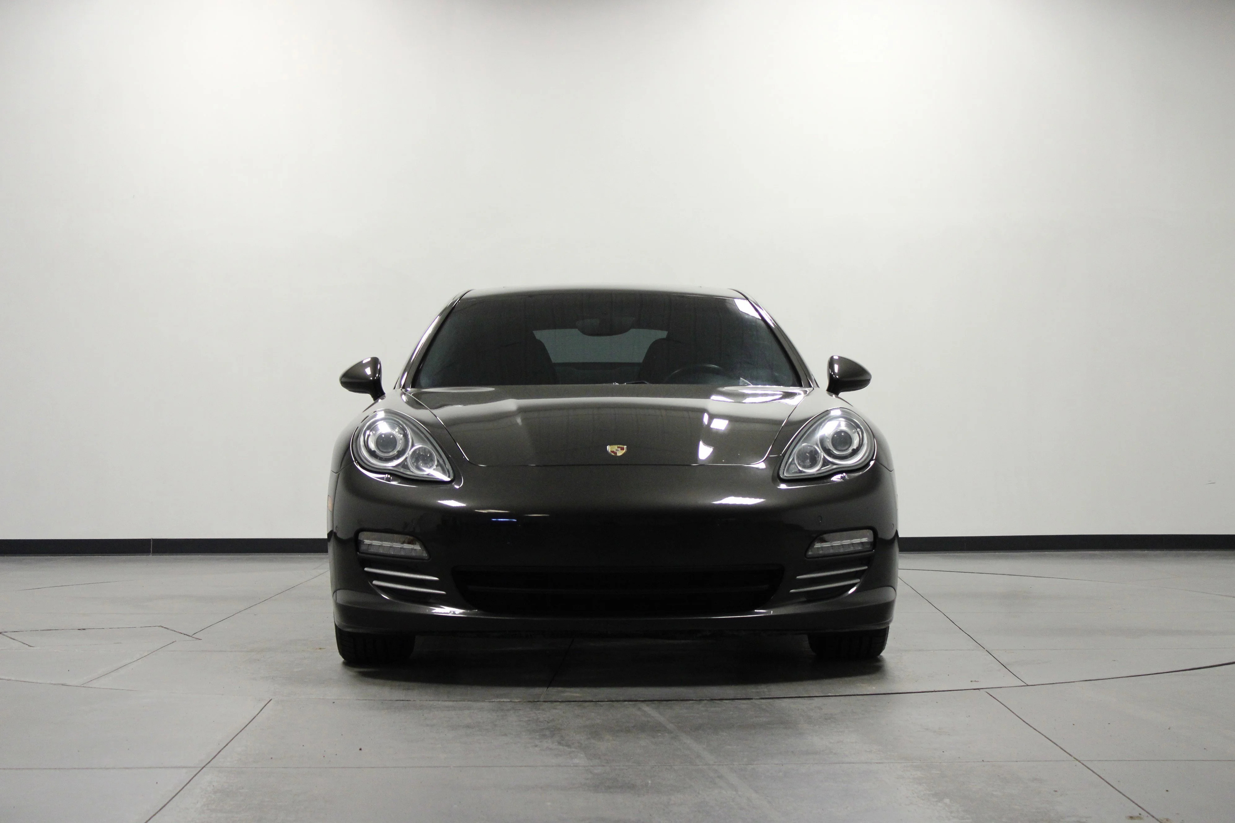 Used 2012 Carbon Grey Metallic Porsche 4 image 9