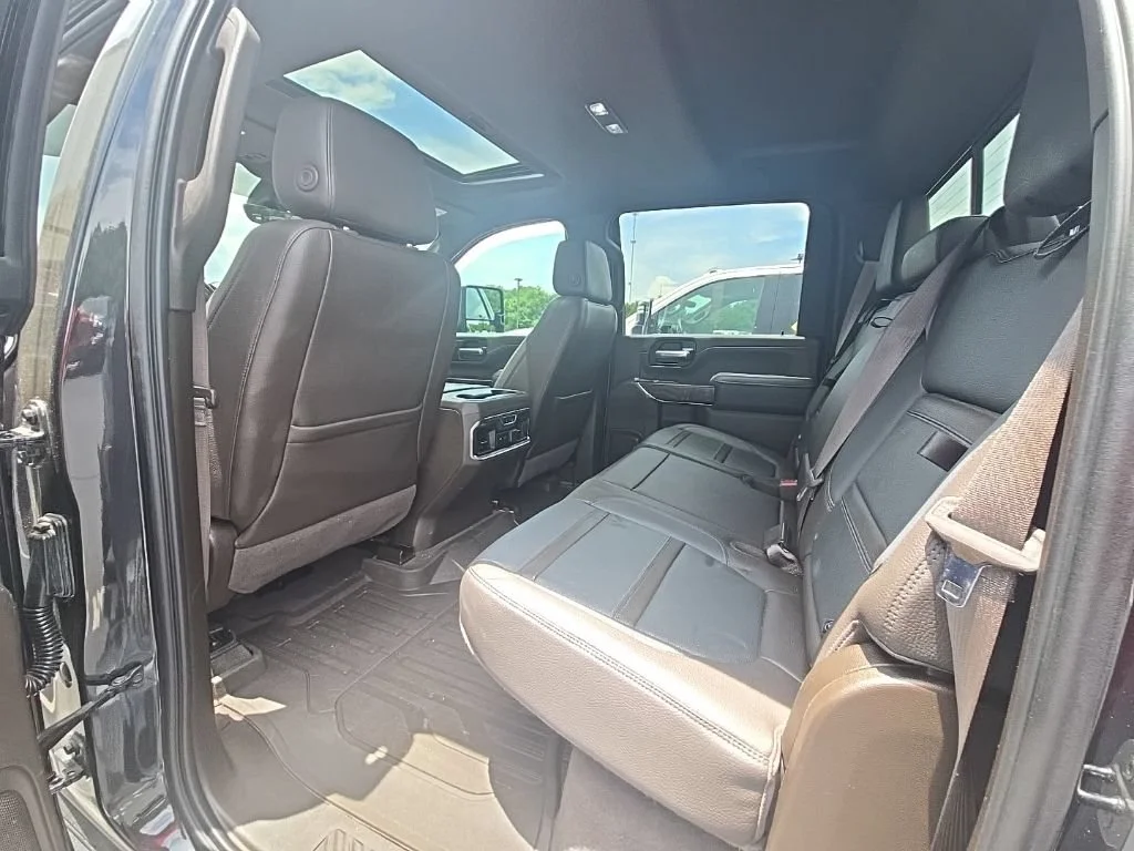 Used 2020 CARBON BLACK METALLIC GMC Denali image 6