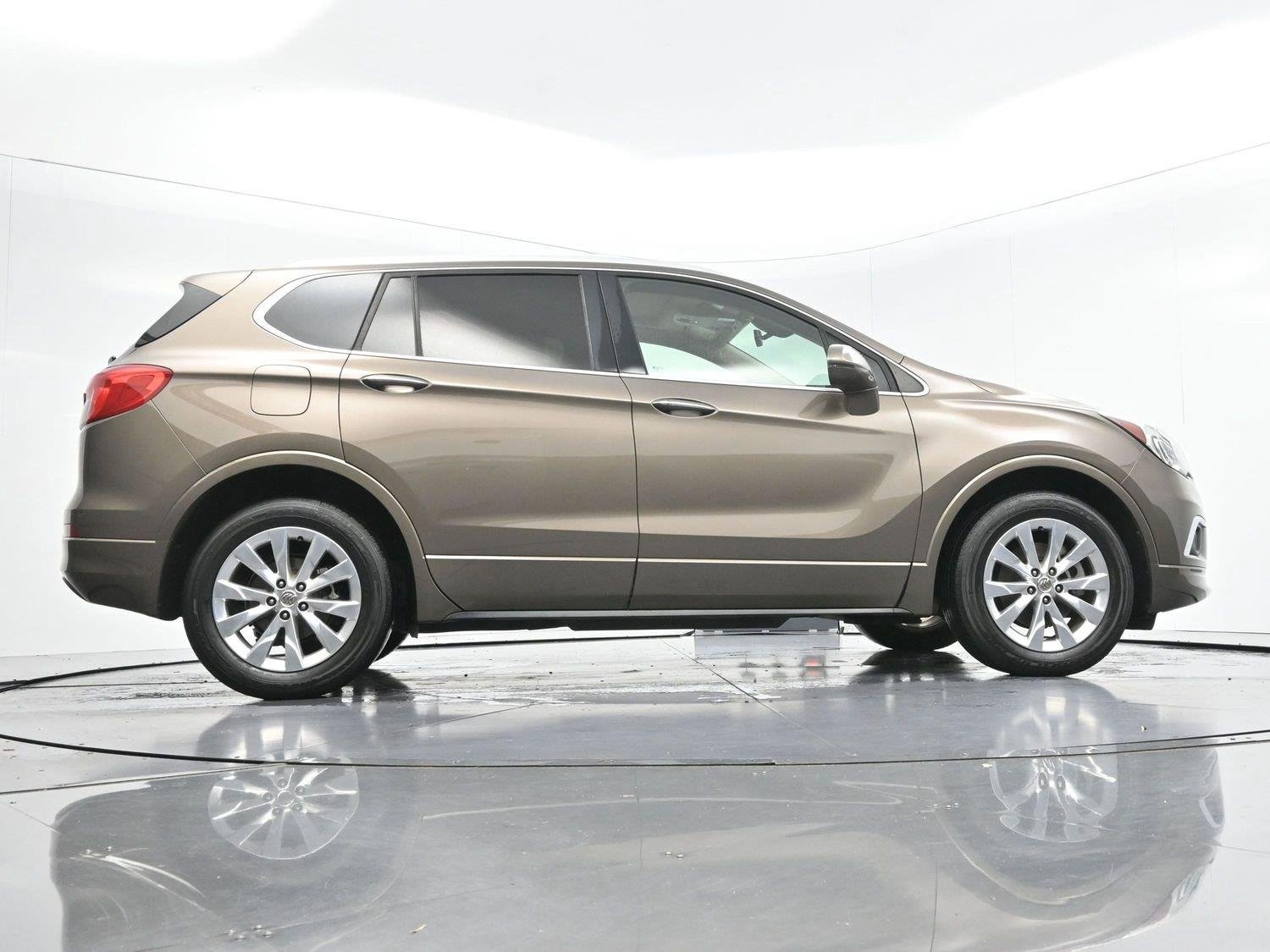 Used 2017 BRONZE ALLOY METALLIC Buick Essence image 57