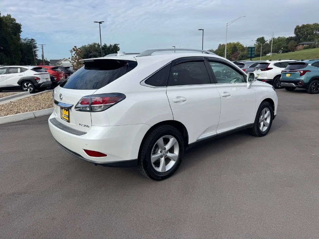 Used 2013 White Lexus 350 image 3