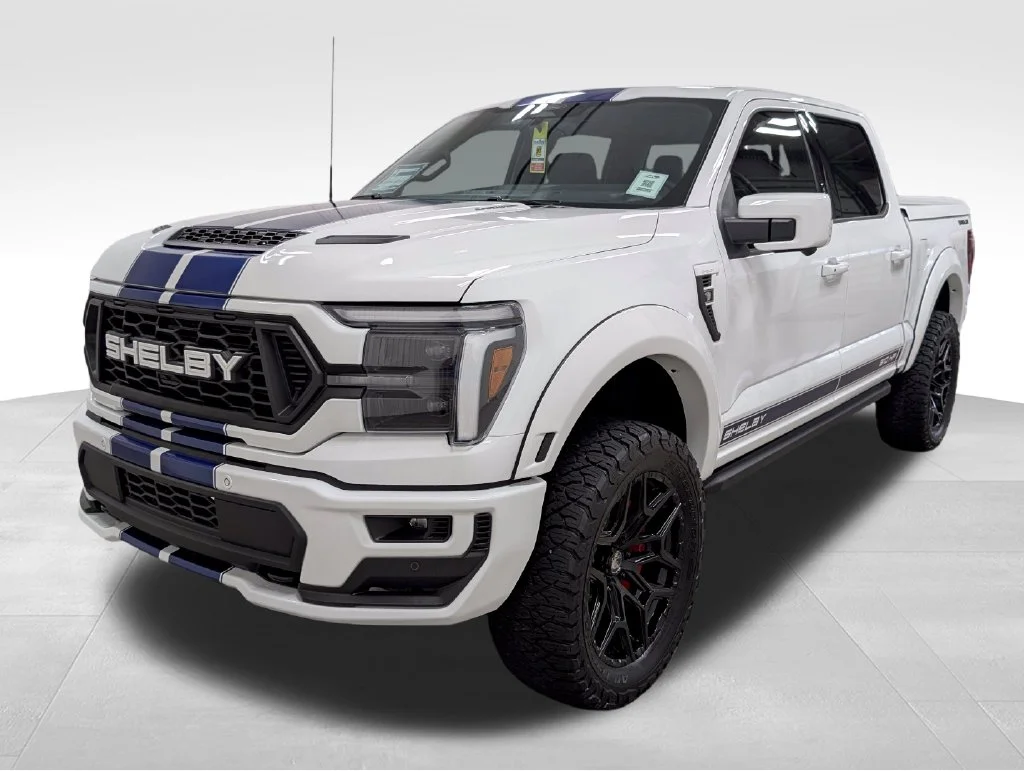 New 2026 Oxford White Ford Lariat® image 24