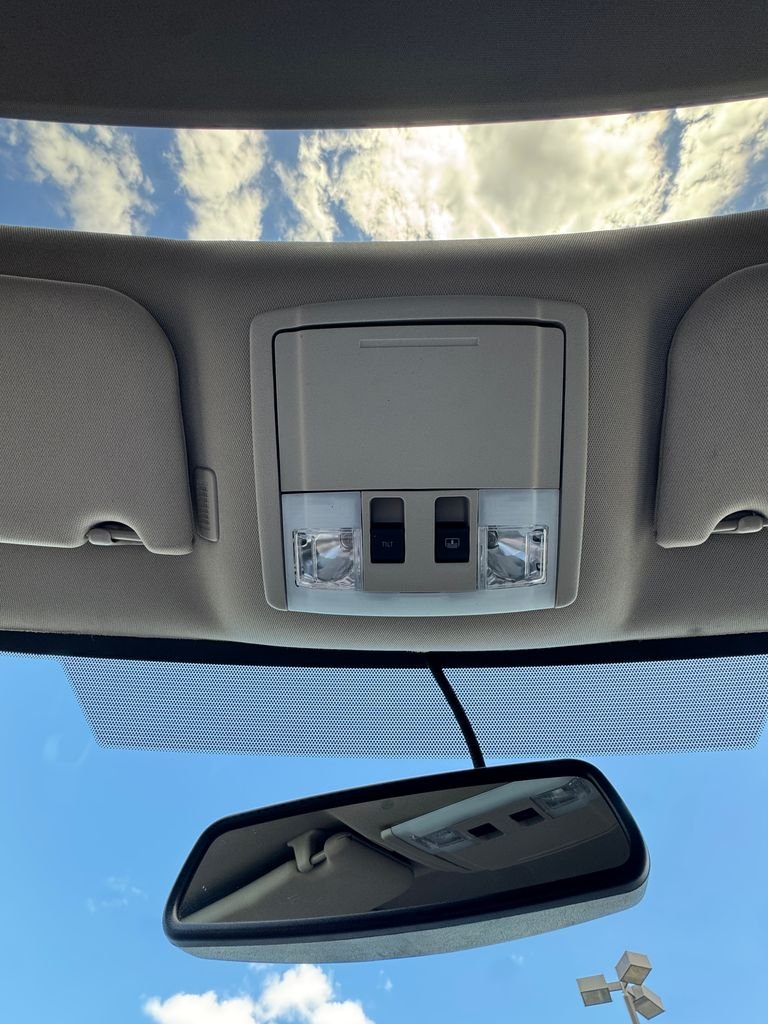 Used 2014 Blue Metallic Ford SEL image 21