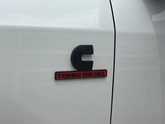 New 2026 Bright White Clear-Coat Exterior Paint RAM Laramie image 17
