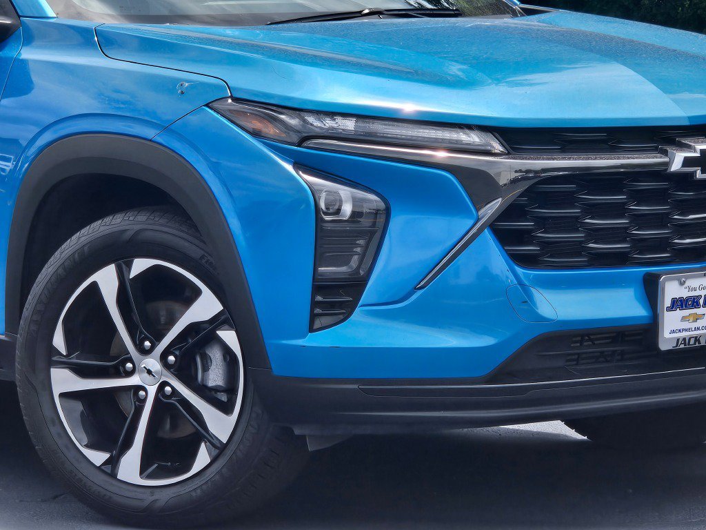 2025 Chevrolet Trax RS - Photo 3