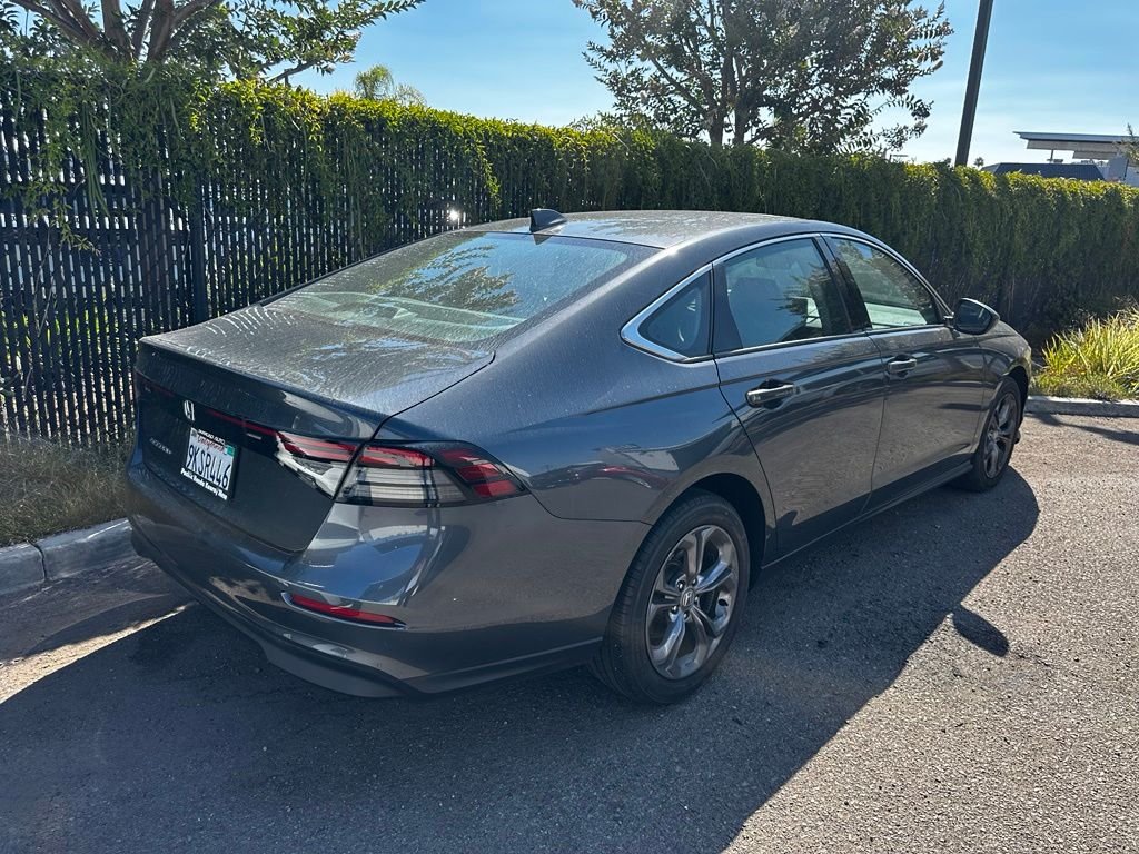 Used 2024  Honda EX image 13