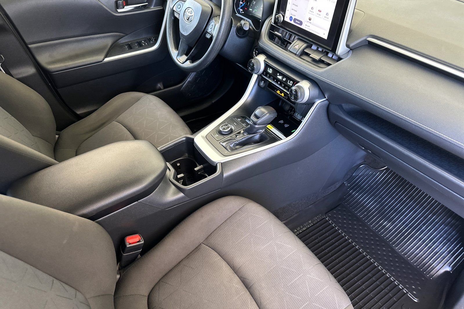 Used 2024 White Toyota XLE image 16