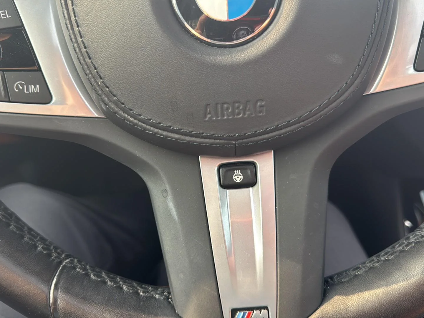 Used 2024 Carbon Black Metallic BMW xDrive30i image 16