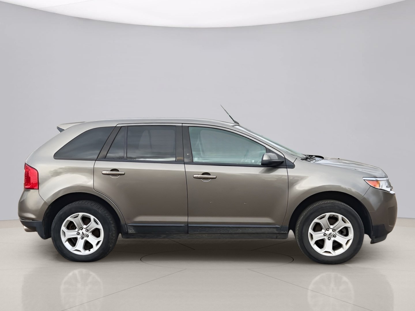Used 2013 Brown Ford SEL image 8
