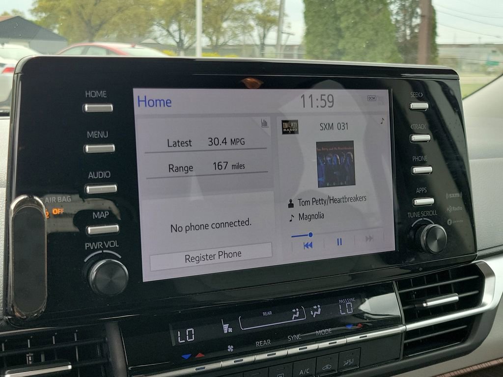 Used 2022  Toyota LE image 26