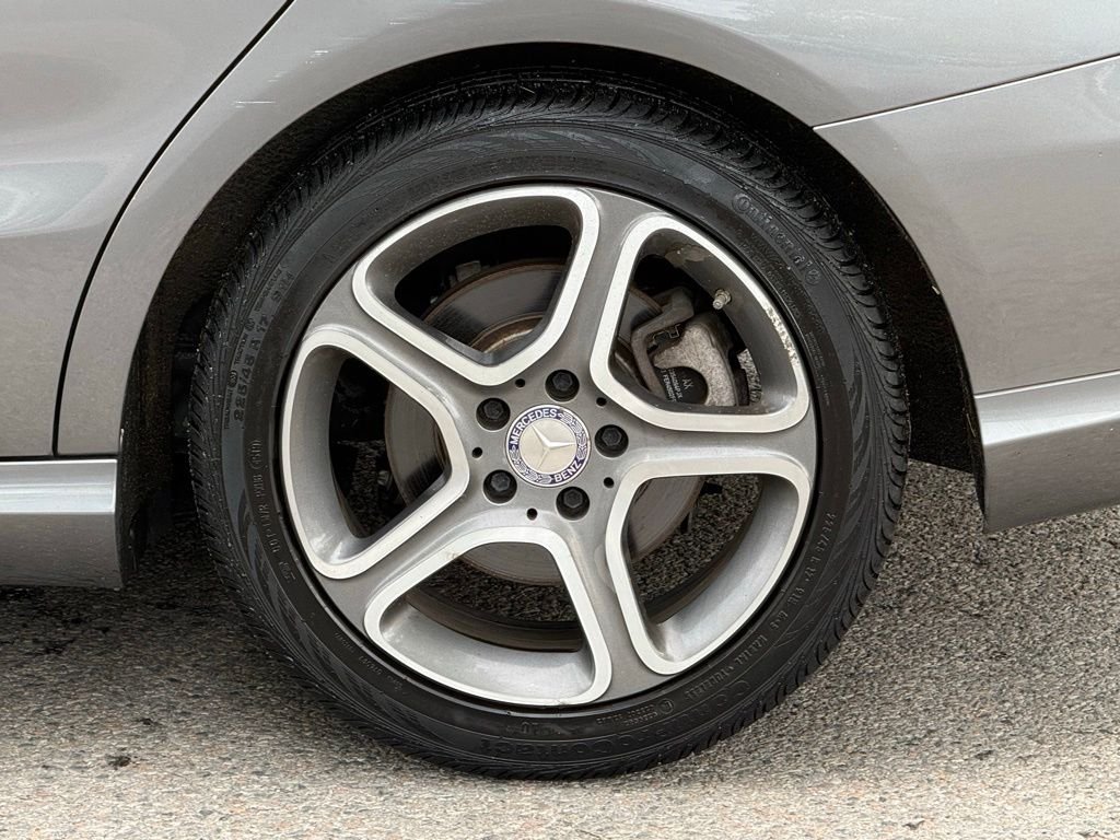 Used 2014 Mountain Gray Metallic Mercedes-Benz CLA 250 image 11