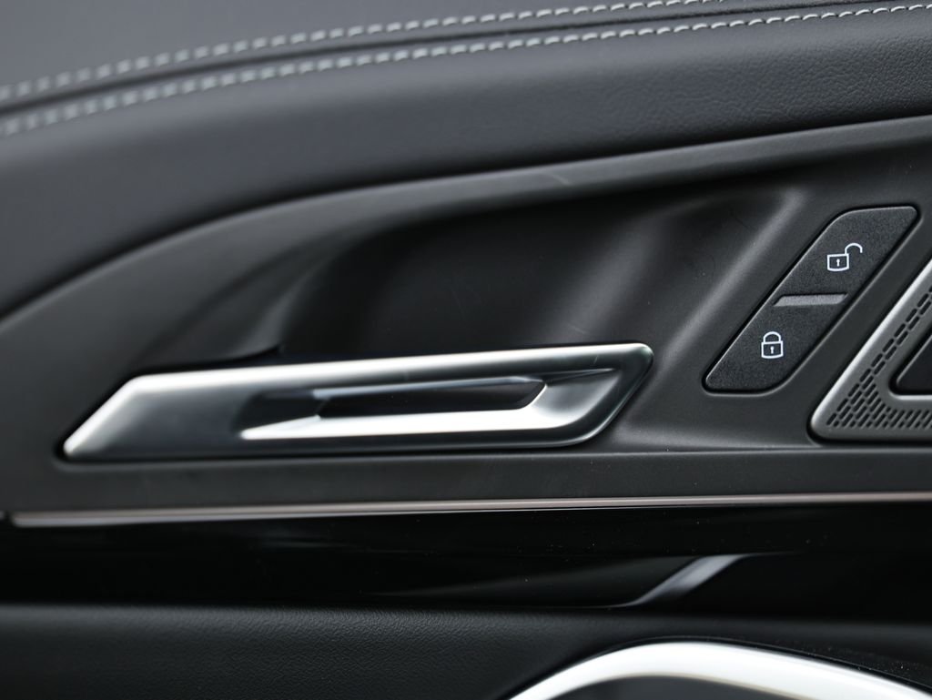 New 2026 Black Sapphire Metallic BMW xDrive28i image 15