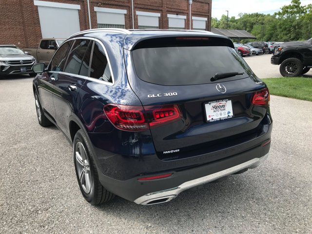 Used 2022 Lunar Blue Metallic Mercedes-Benz GLC 300 image 6