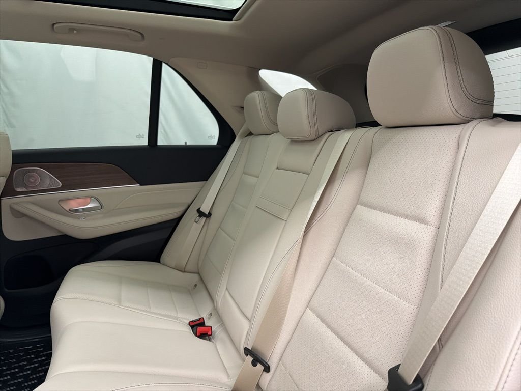 Used 2026 White Mercedes-Benz GLE 350 image 19