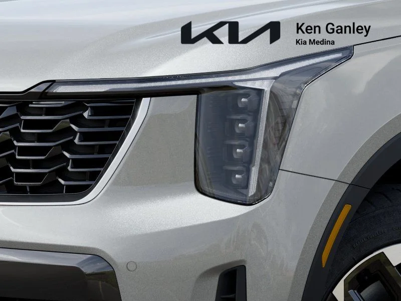 New 2026 Ivory Silver Kia S image 10