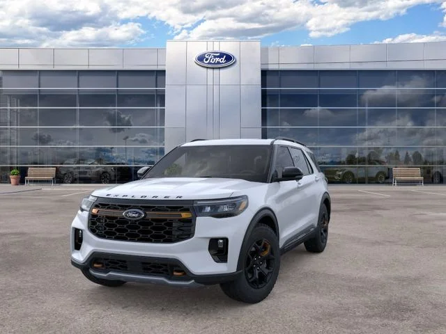 New 2026 White Metallic Ford Tremor image 2