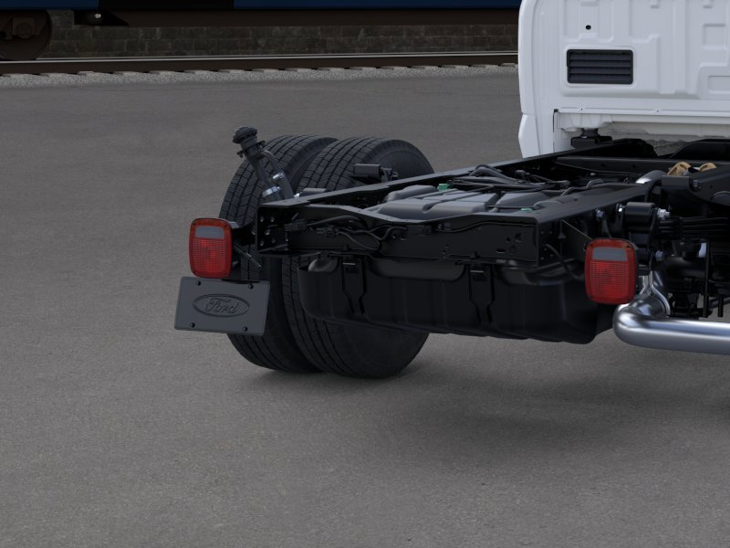 New 2026 Oxford White Ford XL image 21