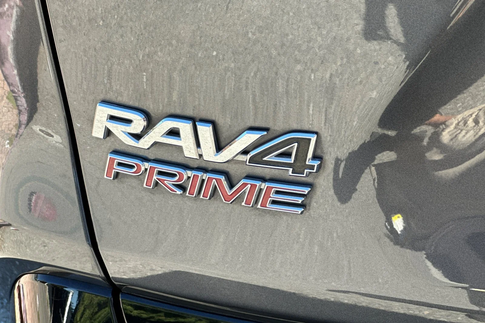 2024 Toyota RAV4 XSE - Photo 17