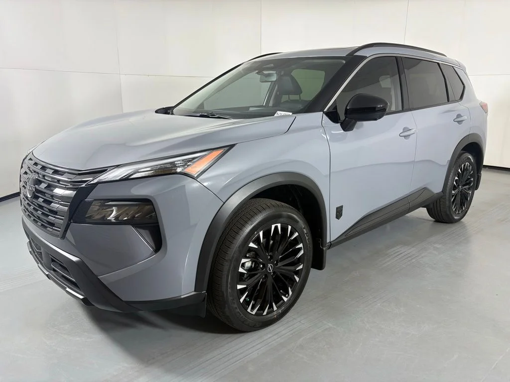 New 2026 Gray Nissan Dark Armor image 4