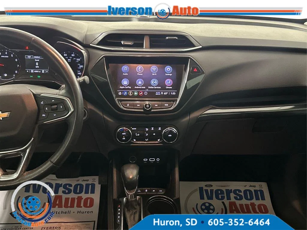 Used 2022 Mosaic Black Metallic Chevrolet LT image 29