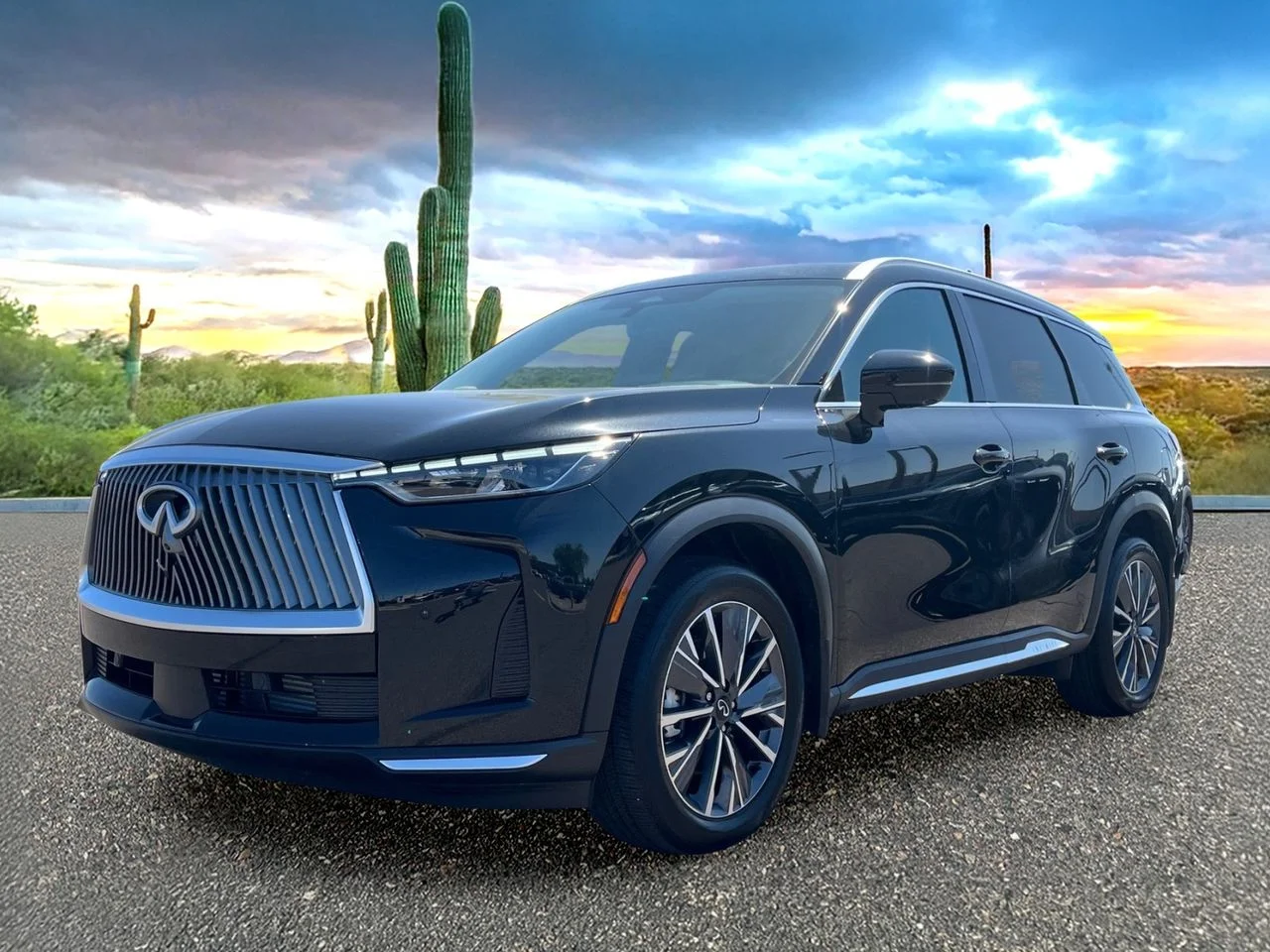 Certified Used 2026 Mineral Black INFINITI Luxe image 2