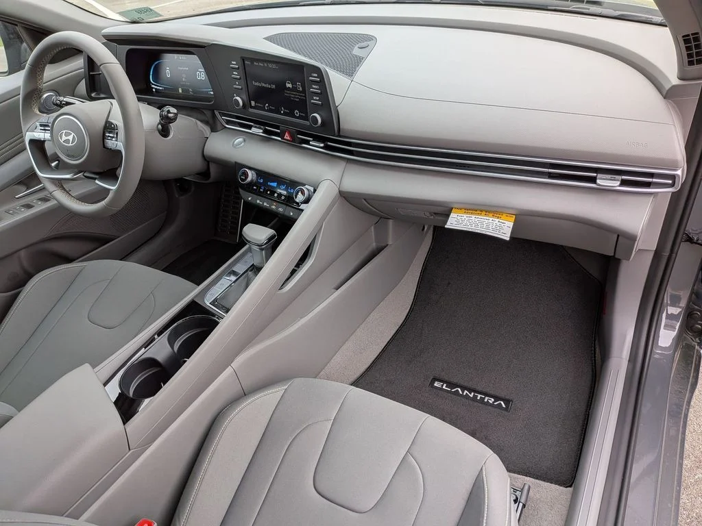 New 2026 Gray Hyundai SEL Sport image 29