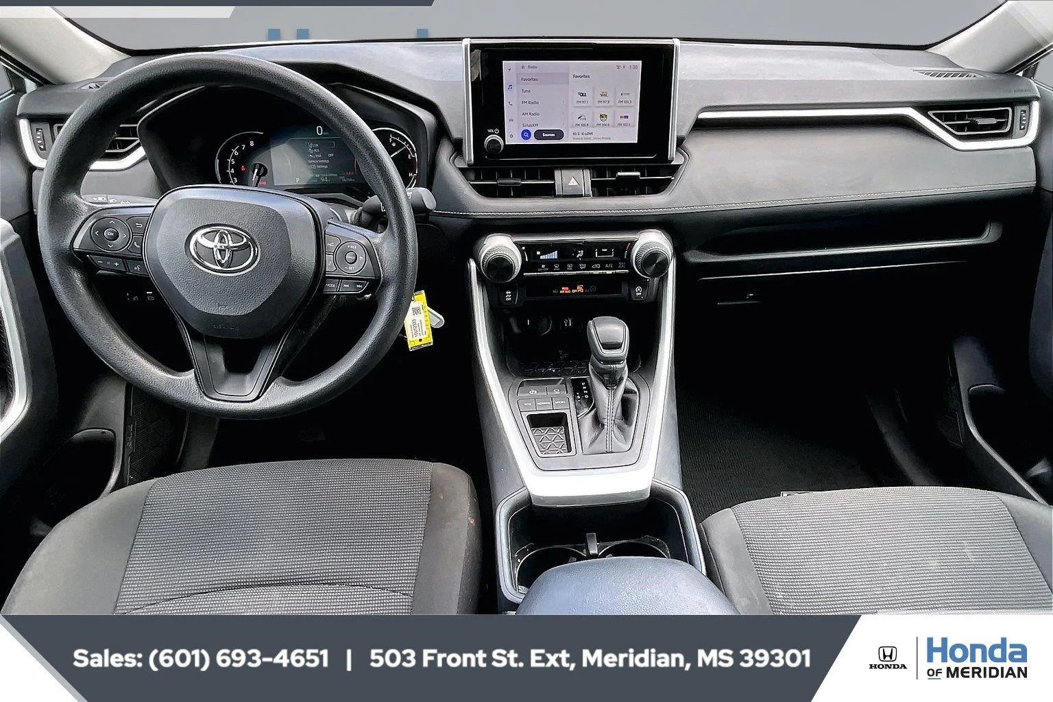 Used 2025 Ice Cap Toyota LE image 13