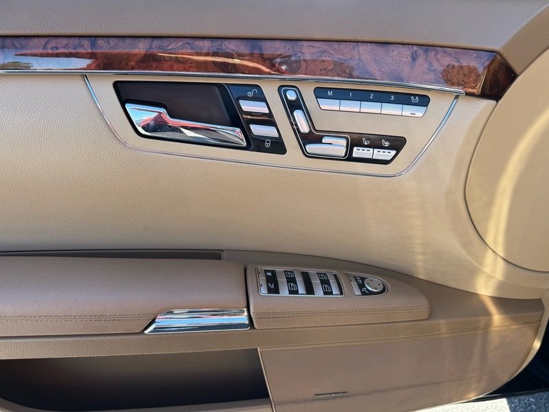 Used 2008  Mercedes-Benz S 550 image 31