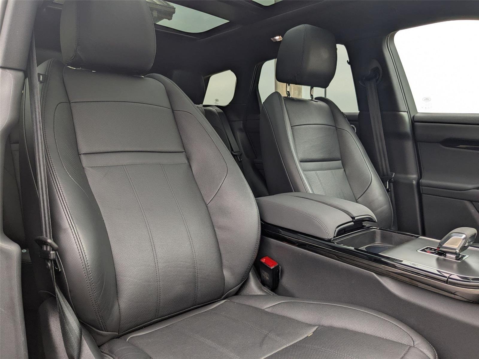 Used 2024 Santorini Black Metallic Land Rover Dynamic SE image 29