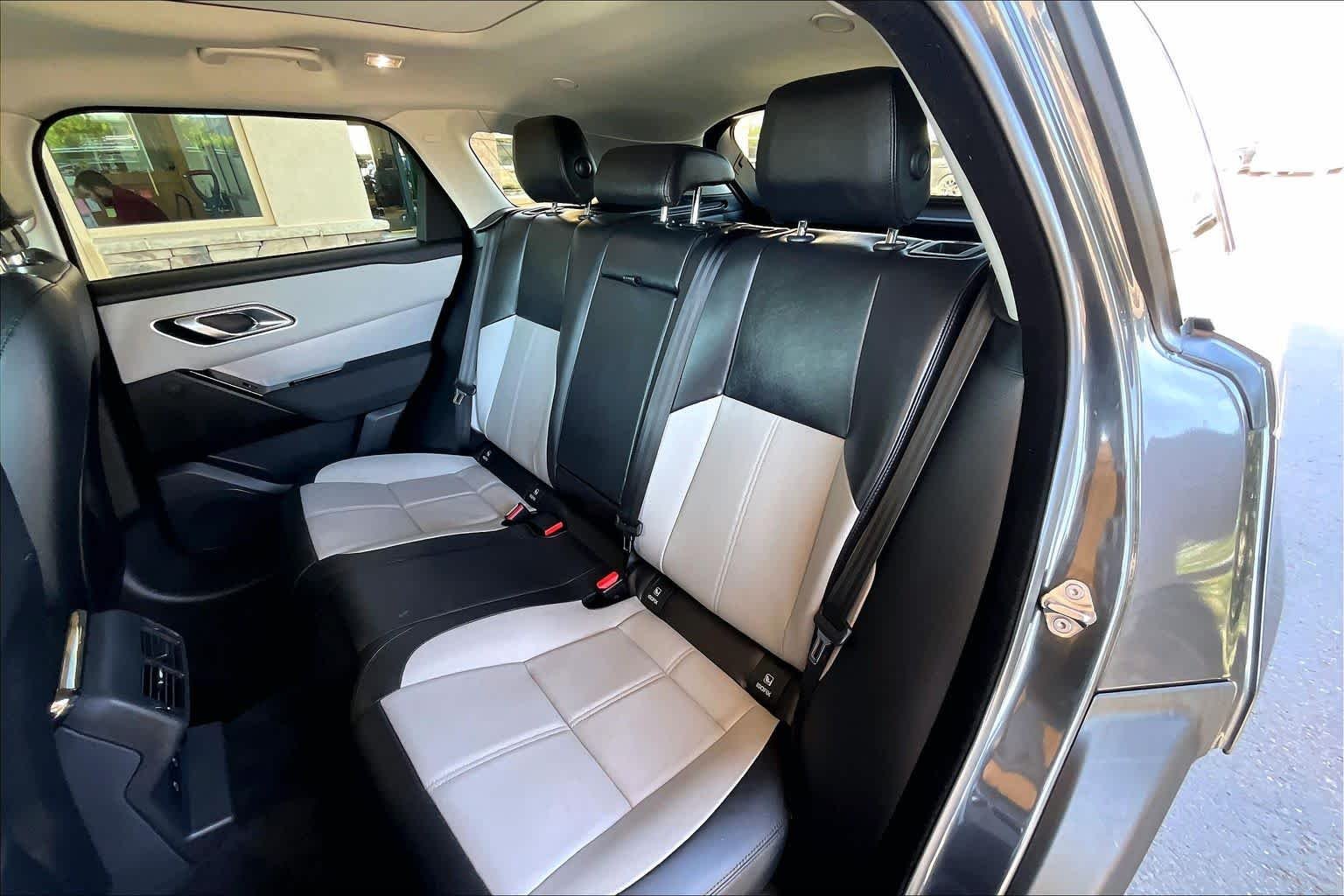 Used 2025 Carpathian Grey Premium Metallic Land Rover S image 21