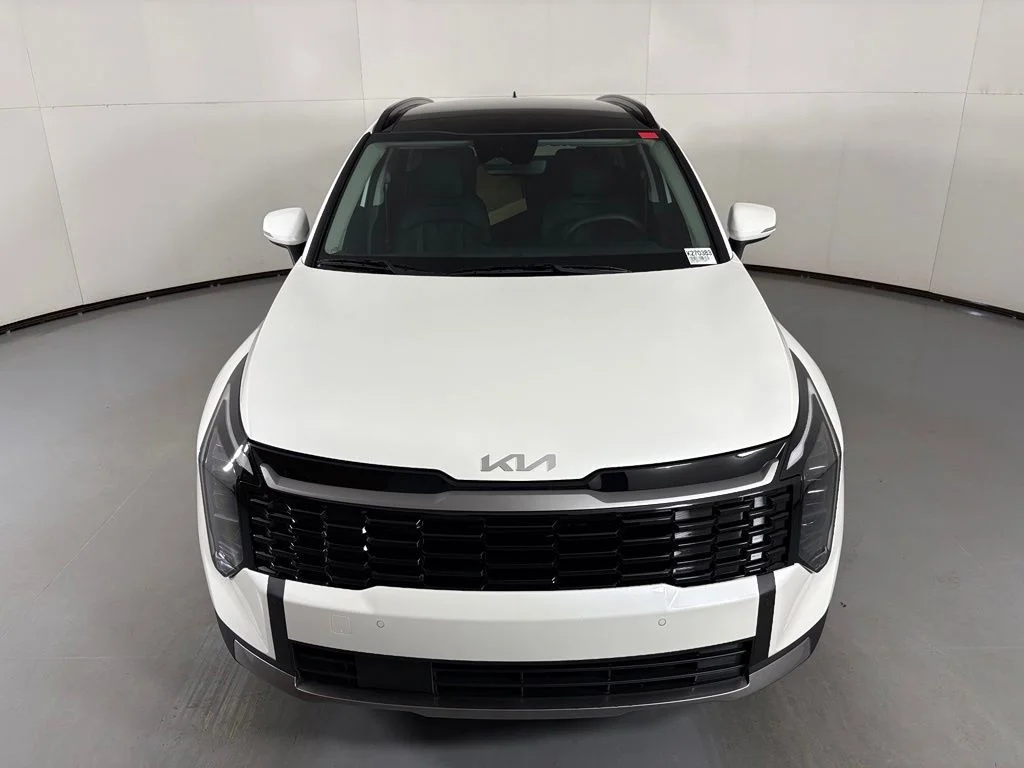 New 2027  Kia EX image 3