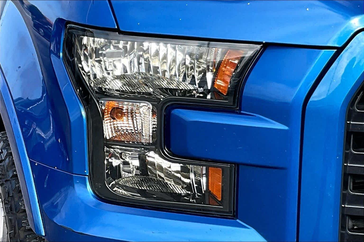 Used 2016 Blue Flame Metallic Ford XLT image 24