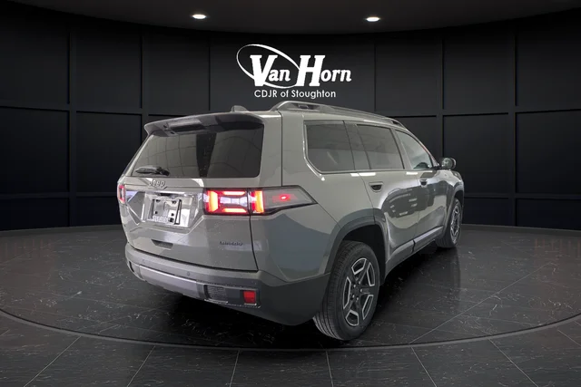 New 2026 Sting-Gray Clearcoat Jeep Laredo image 7