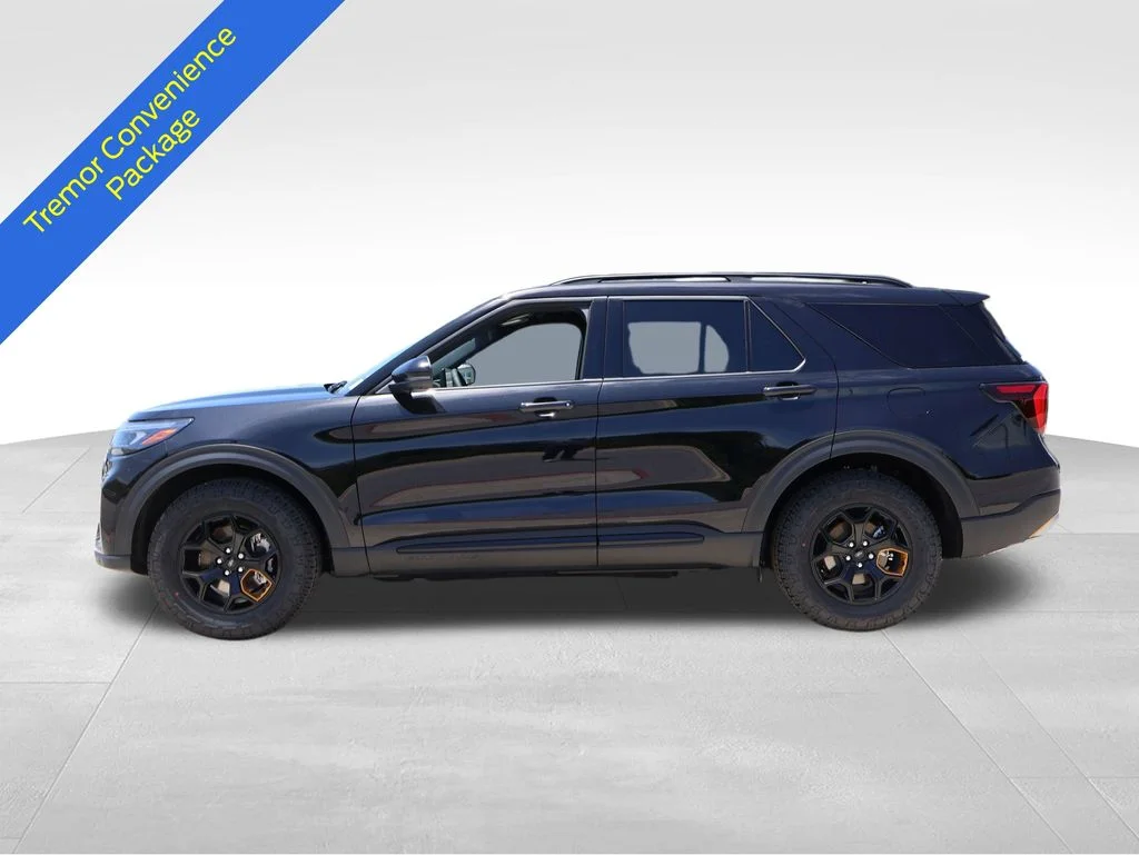 New 2026 Agate Black Metallic Ford Tremor® image 2