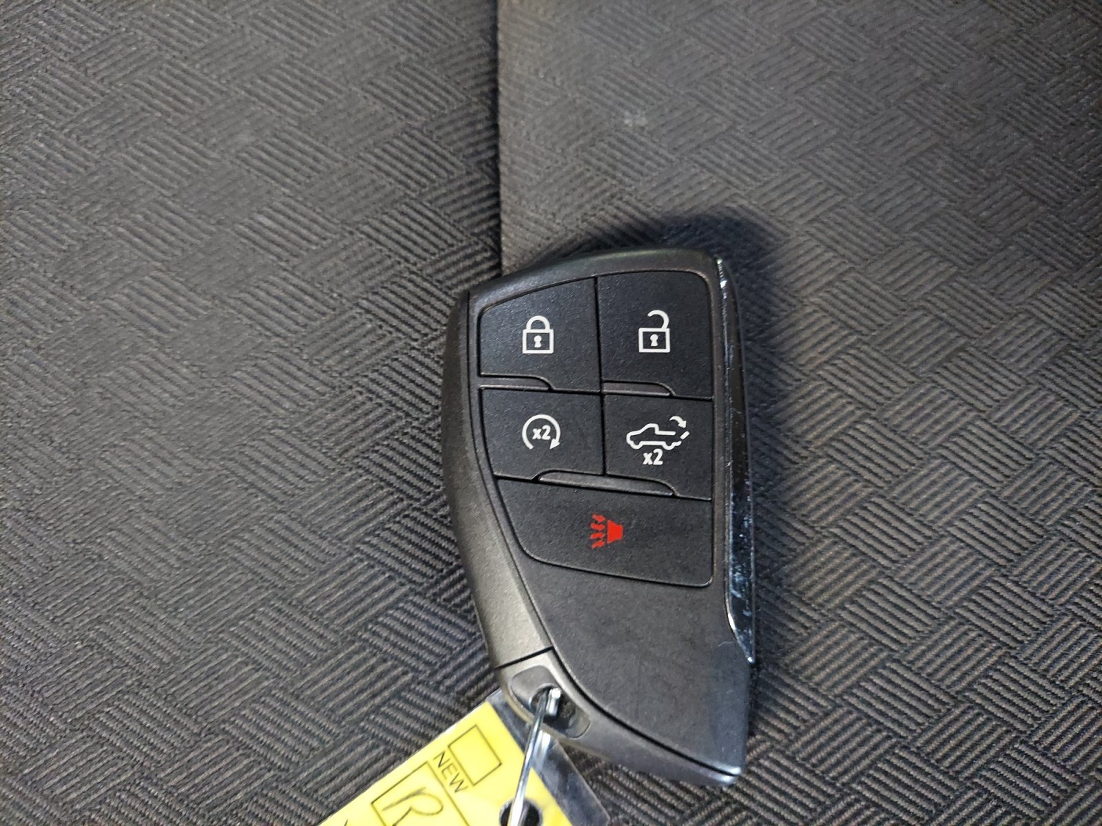Used 2025 Slate Gray Metallic Chevrolet Custom image 30