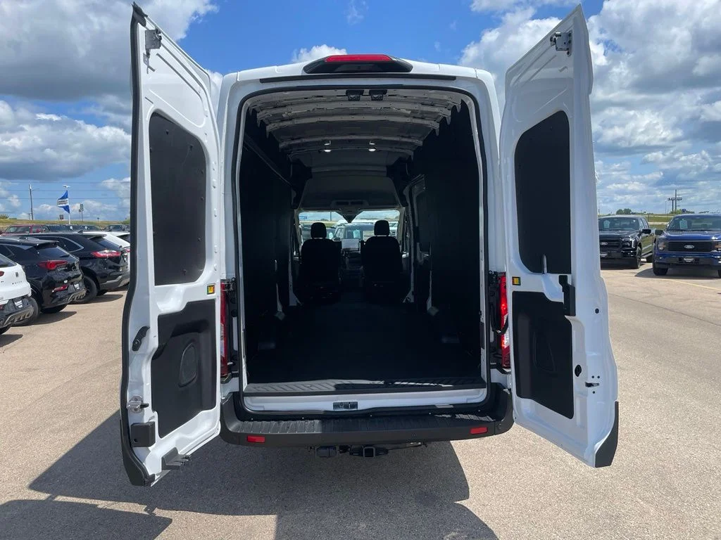 New 2026 Oxford White Ford Cargo Van image 32