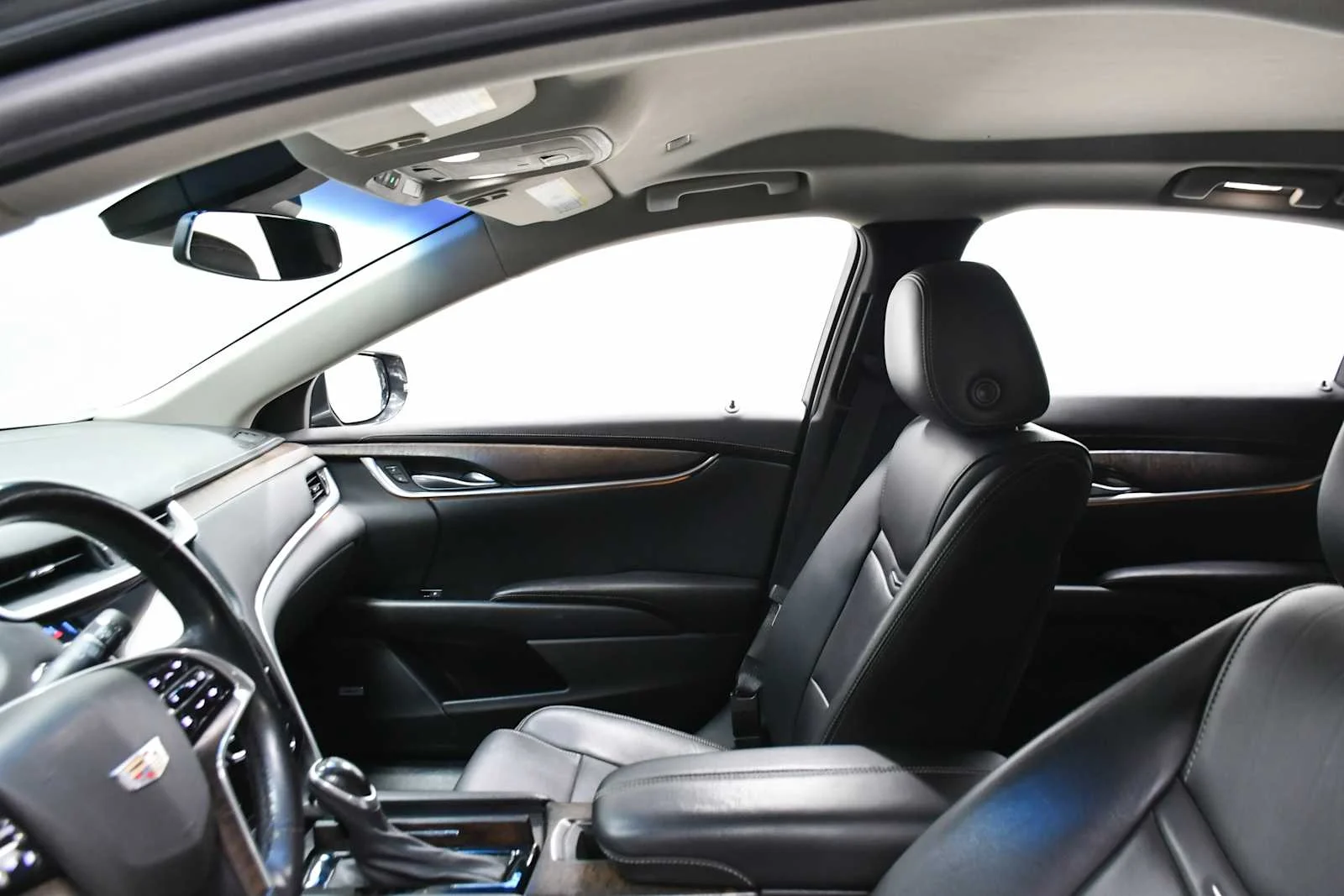 Used 2018 Phantom Gray Metallic Cadillac Luxury image 11
