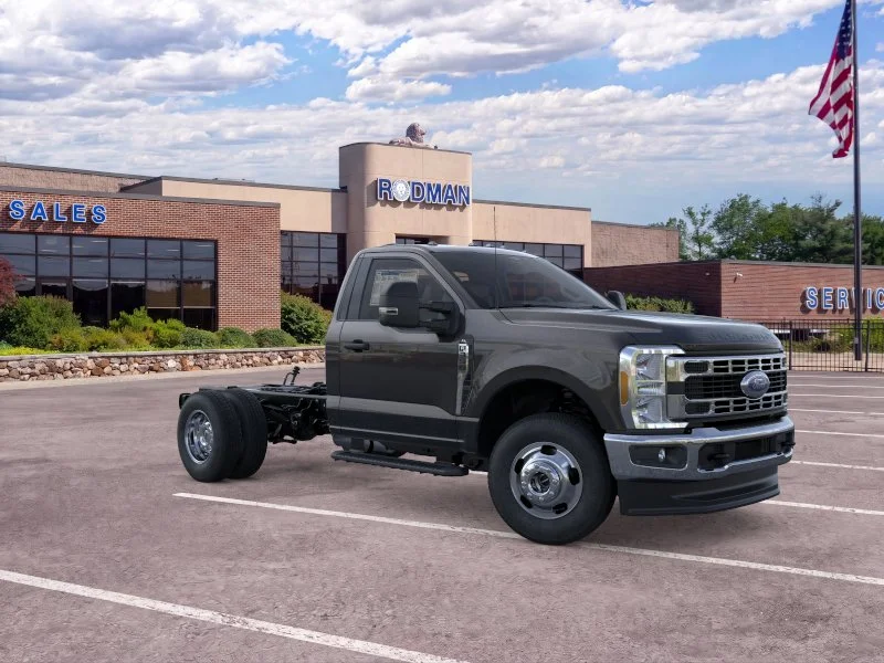 New 2026 Agate Black Metallic Ford F-350® XL image 34