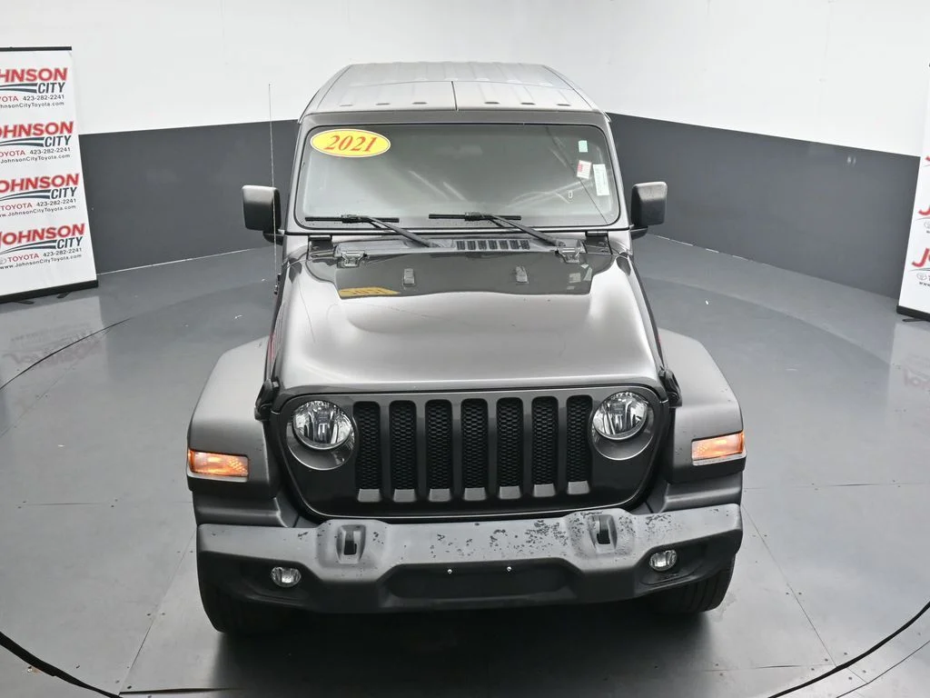 Used 2021 Gray Jeep Unlimited Sport image 22