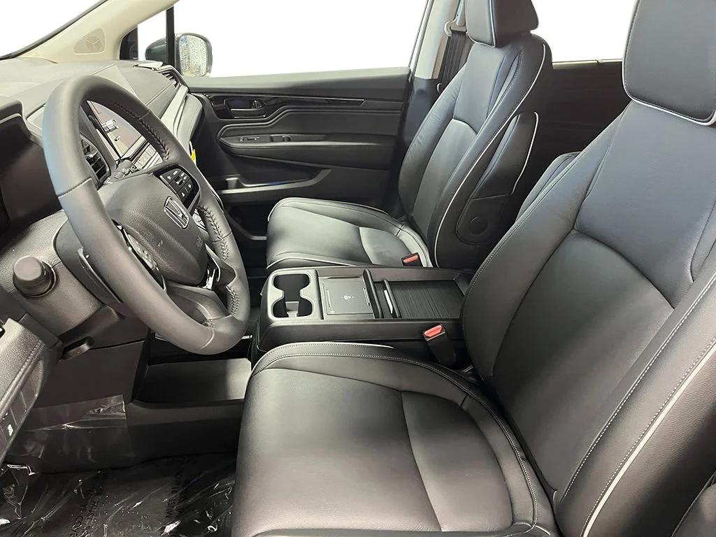 2026 Honda Odyssey Touring - Photo 15