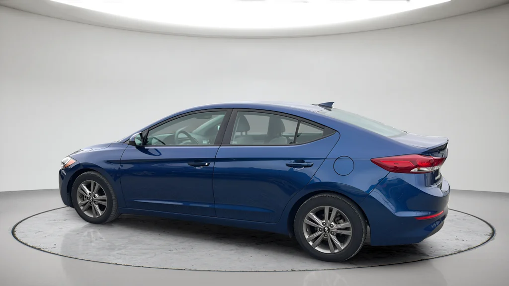 Used 2018 Blue Hyundai SEL image 10