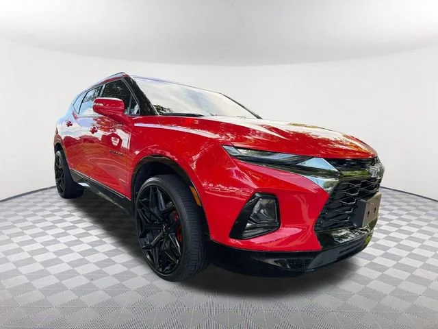 Used 2020 RED HOT Chevrolet RS image 3