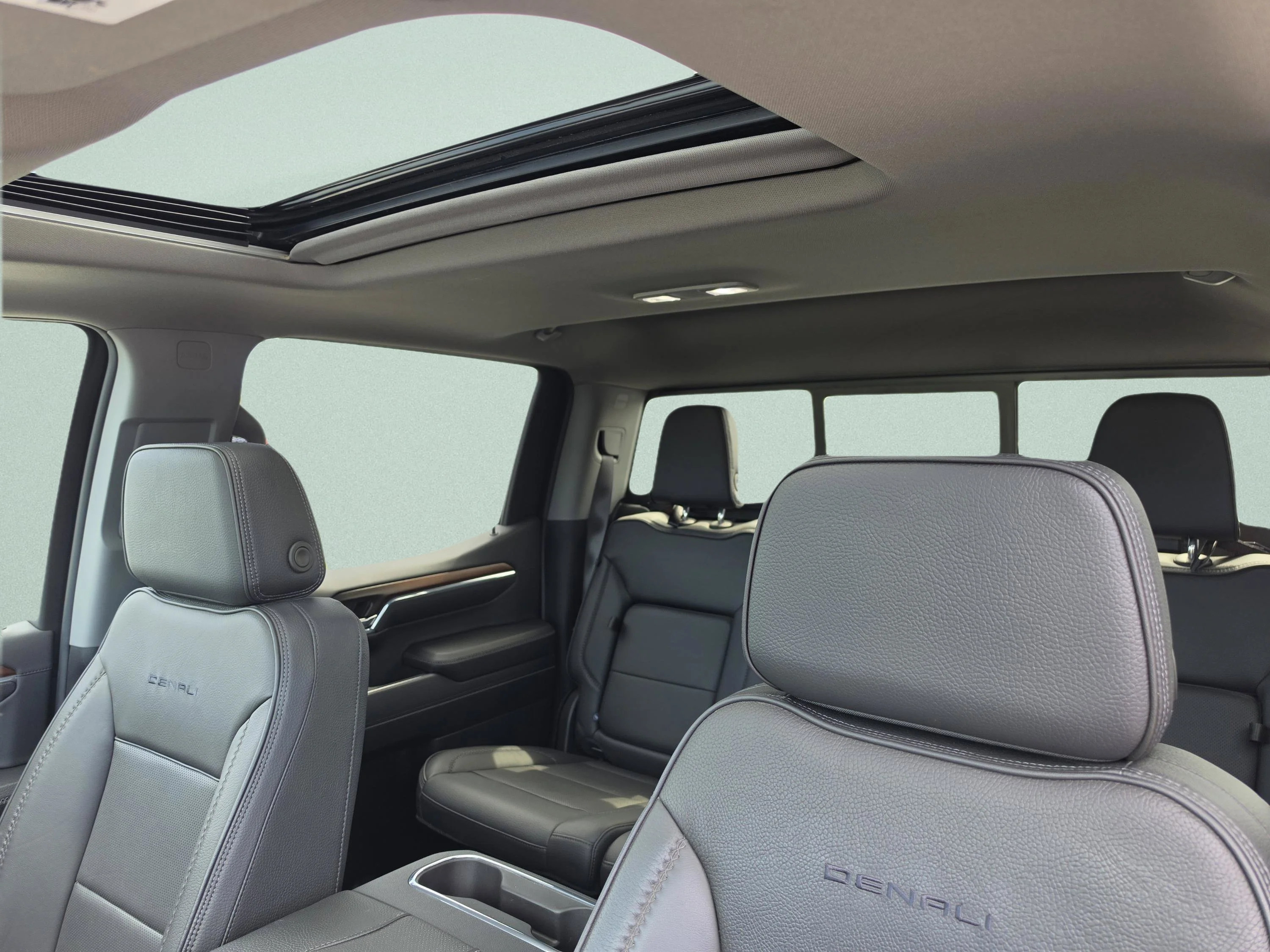Used 2024 Sterling Metallic GMC Denali image 23