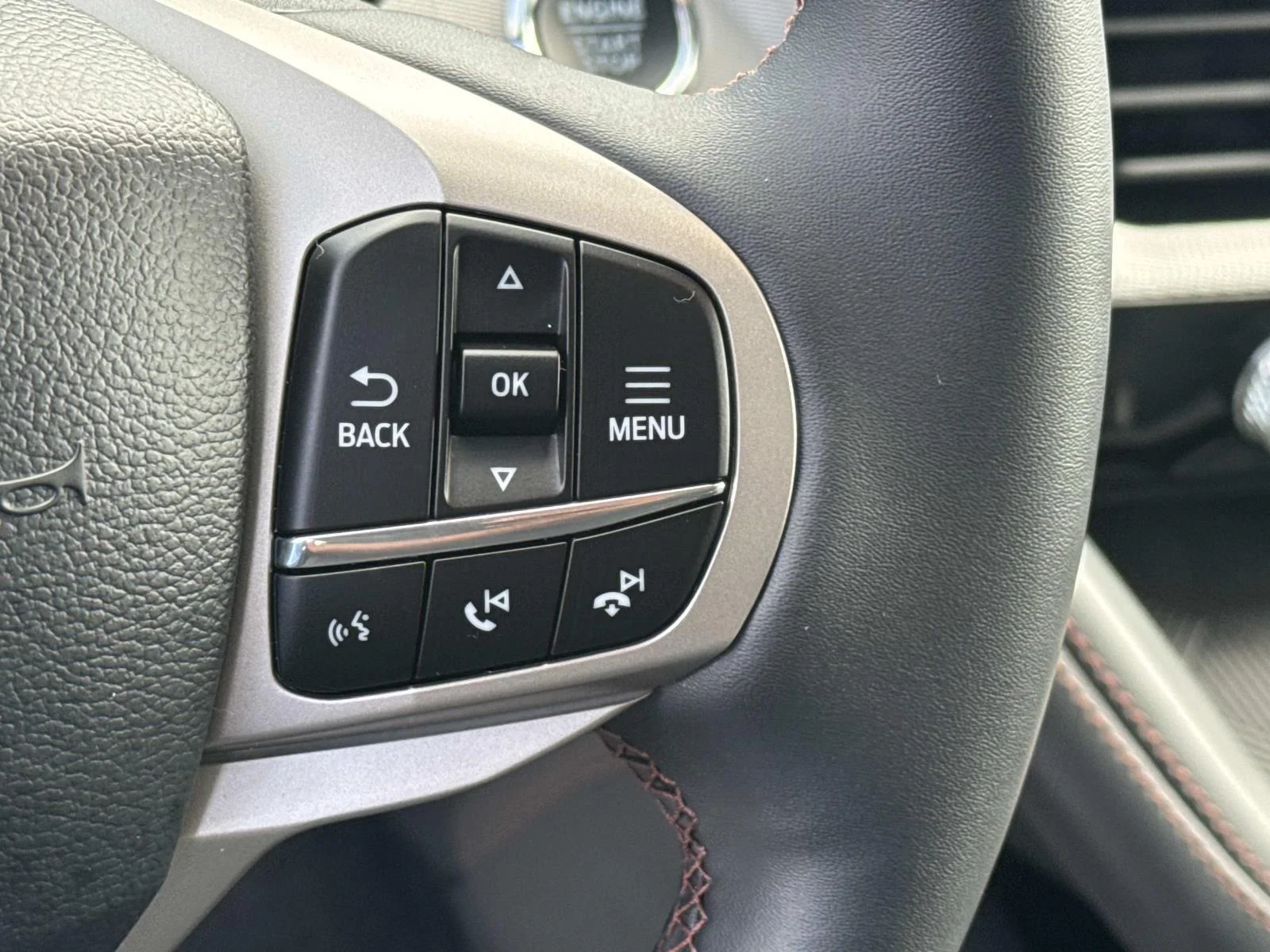 2025 Ford Explorer Active - Photo 23